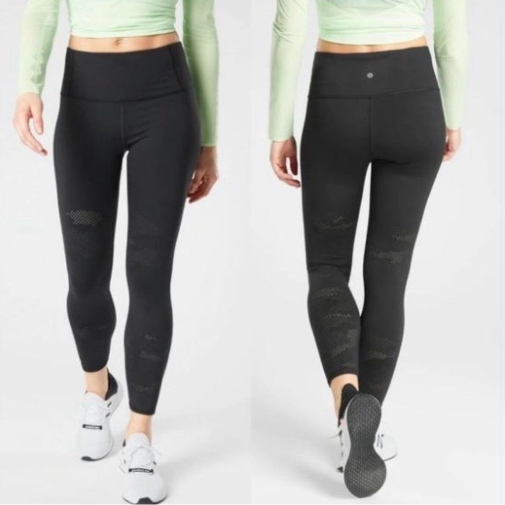 ATHLETA Persistence Camo Laser Cut 7/8 Tight Legging Black Size Medium